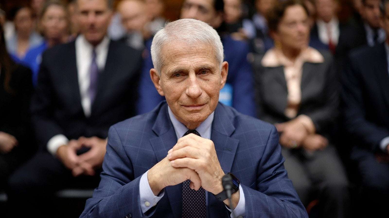 image for Anthony Fauci recovering after hospitalization for West Nile virus