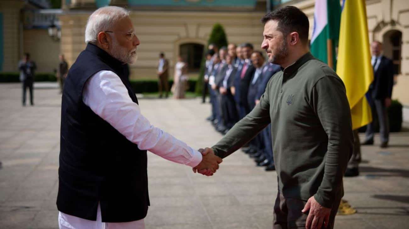 image for Zelenskyy to India: If you stop importing Russian oil, Putin will face challenges