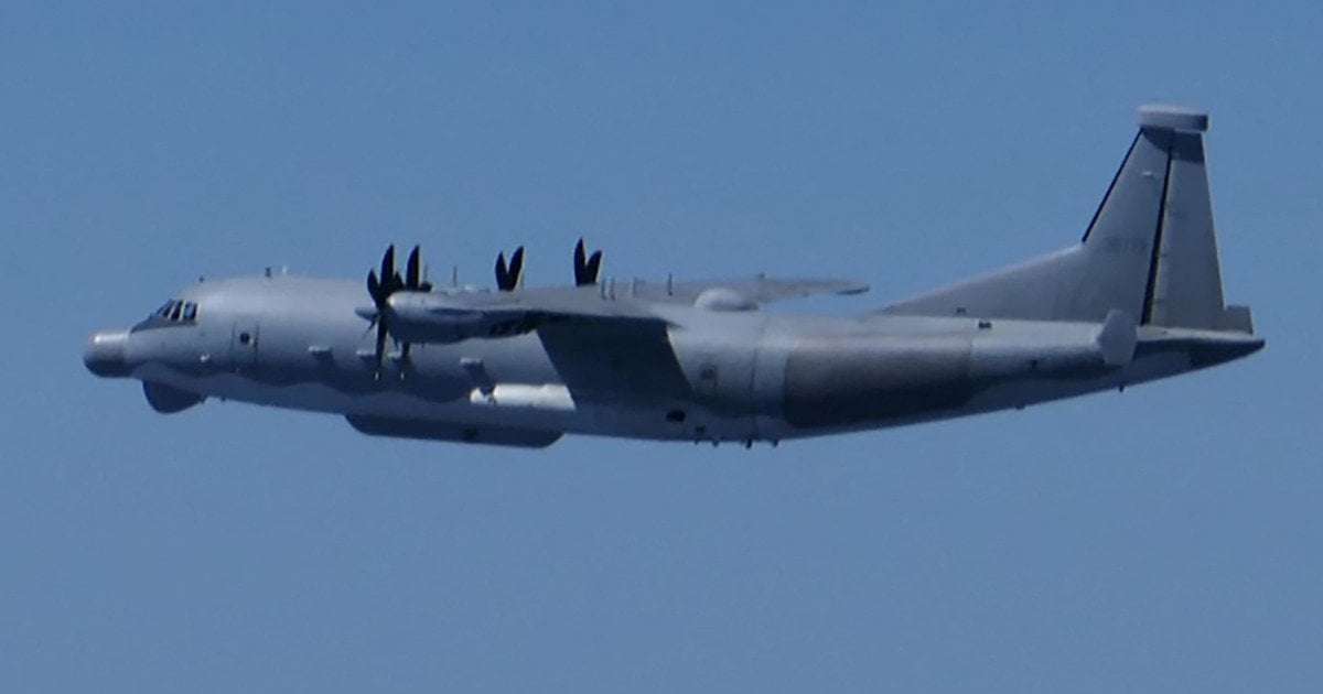 image for Japan says Chinese military plane violated its airspace for the first time