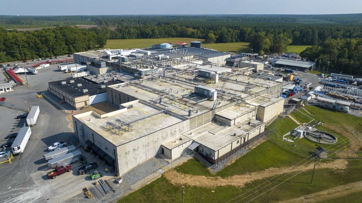 image for Boar’s Head plant linked to deadly outbreak broke food safety rules dozens of times, records show