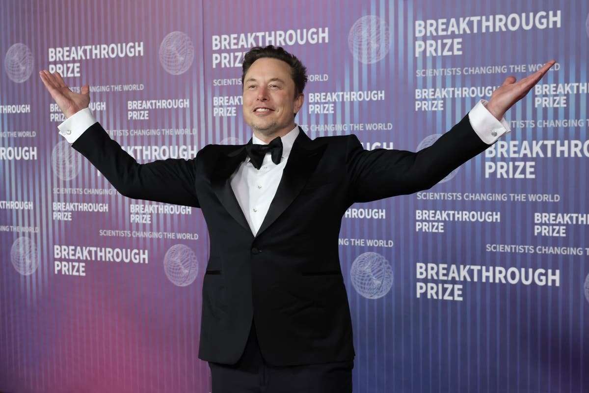 image for Elon Musk suggests support for replacing democracy with government of ‘high-status males’