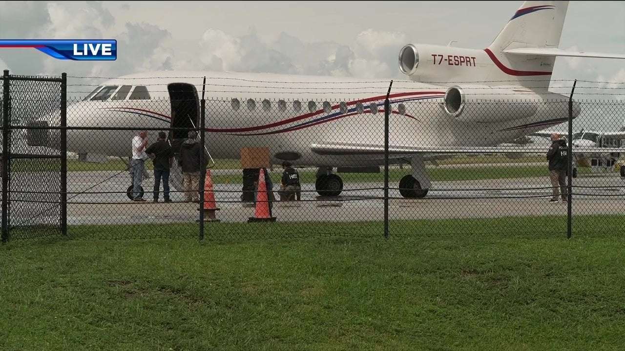 image for US seizes Venezuela President Nicolas Maduro’s airplane in the Dominican Republic, flies it to South Florida - WSVN 7News