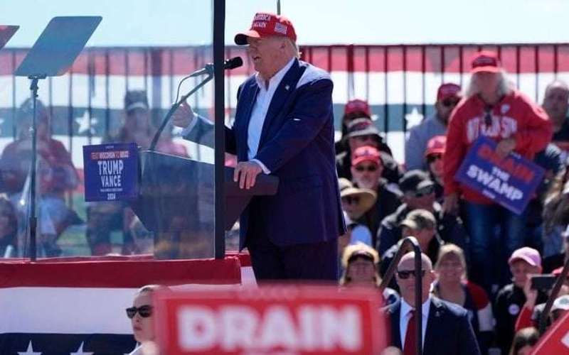 image for Trump calls for modifying the 25th Amendment and says a VP “engages in a conspiracy to cover up the incapacity of the president” they should be removed