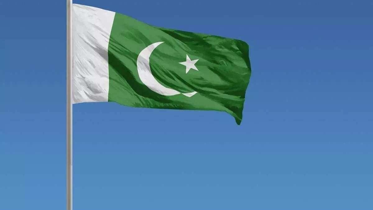 image for Substantial Oil and gas reserves discovered in Pakistan’s waters: Report