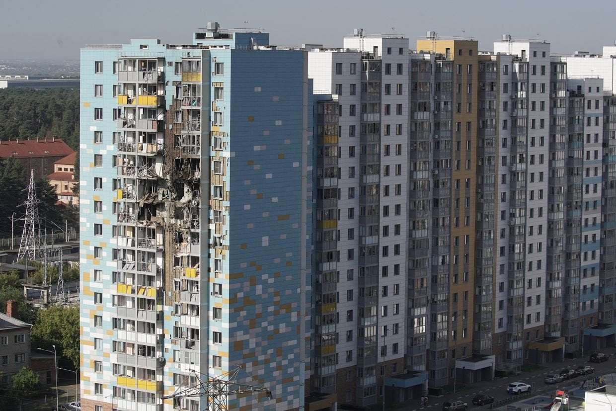 image for Russian cities left defenseless as Ukraine ramps up drone attacks