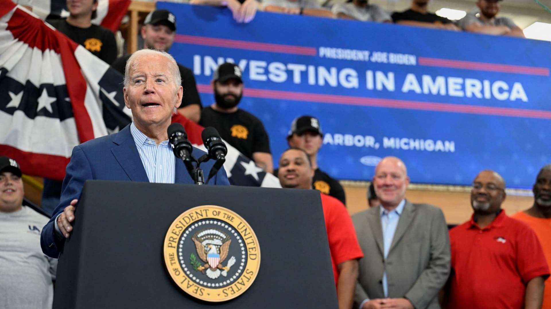 image for Biden targets Shein, Temu with new rules to curb alleged 'abuse' of U.S. trade loophole