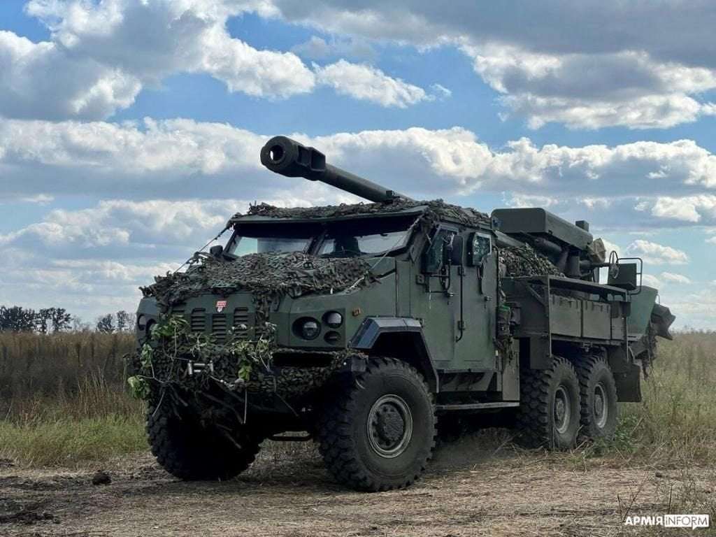 image for Ukrainian military receives 18 Bohdana howitzers financed by Denmark