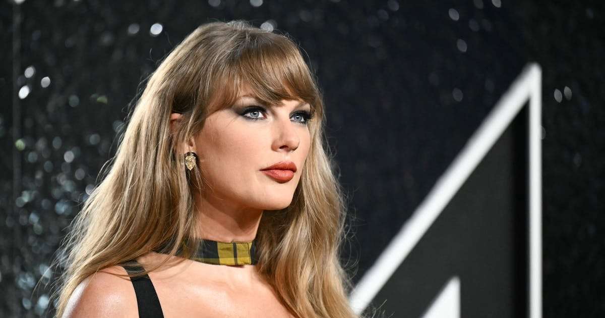 image for MAGA Is Straight Up Freaking Out After Trump’s New Taylor Swift Post