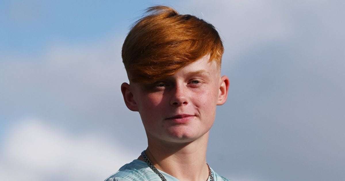 image for Teenager told she had to strip by airport security to prove she was a girl
