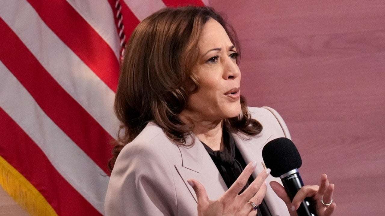 image for Harris campaign quickly posts clips of Trump praising Robinson