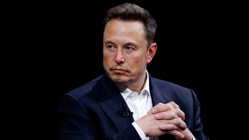 image for Elon Musk didn’t show up for testimony in a probe over his $44 billion Twitter takeover. Now the SEC wants sanctions