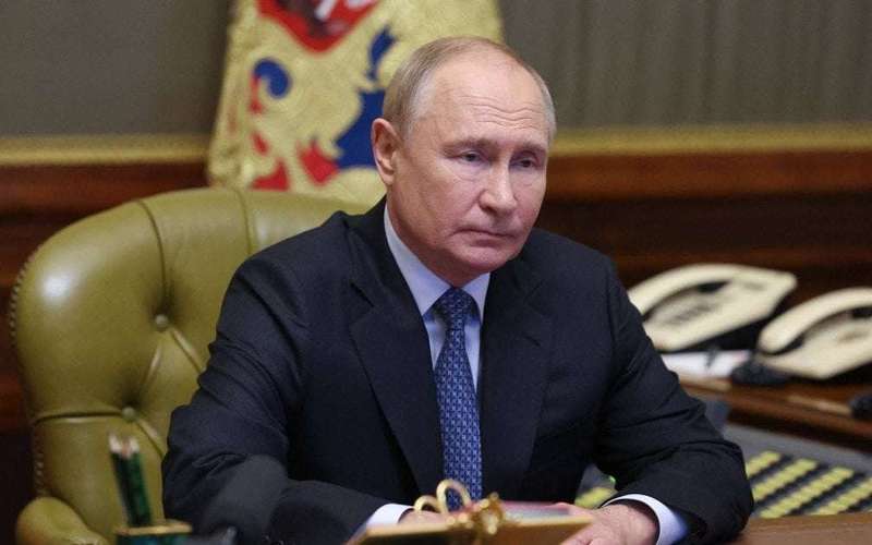 image for Putin was joking about election support for Harris, Kremlin says; Zelenskyy hopes to meet with Trump next week