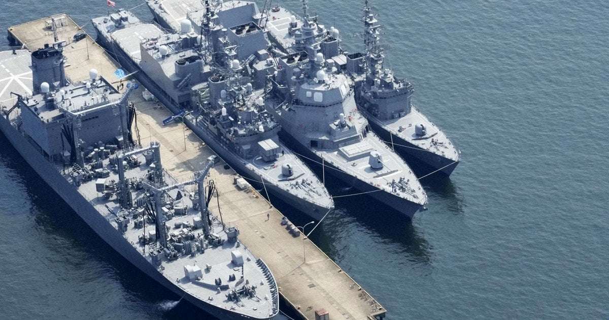 image for Japan destroyer inadvertently entered China waters, captain sacked