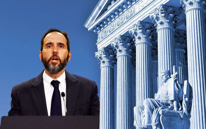 image for "The evidence will be powerful": Legal experts say Jack Smith about to drop a bomb in Trump case