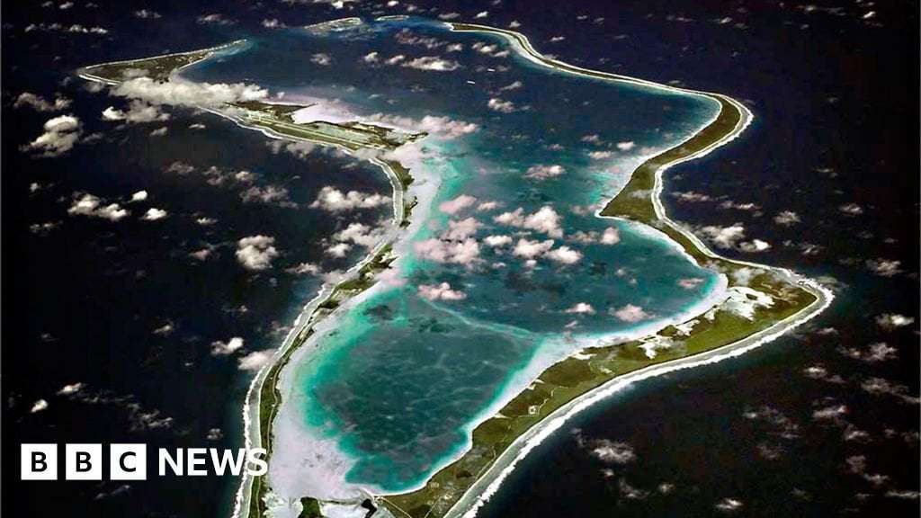 image for UK hands sovereignty of Chagos Islands to Mauritius
