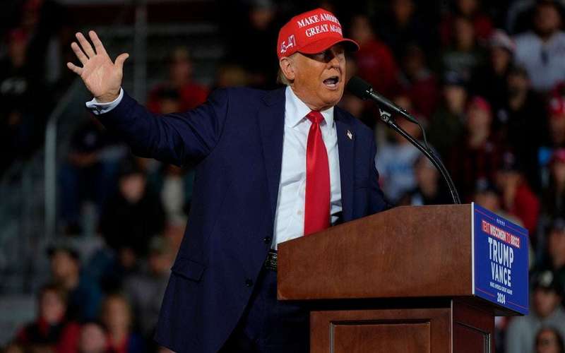 image for Daughters to dads who support Trump: ‘You chose him over me’