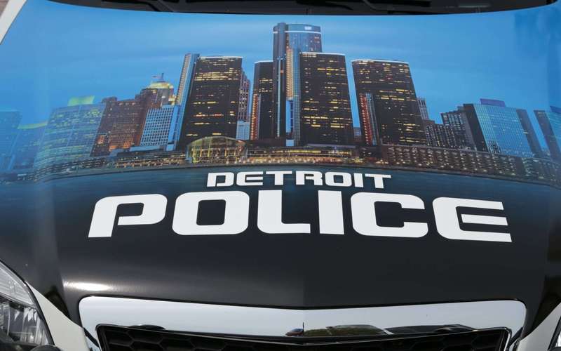 image for Detroit man, 73, slashed child's throat in park while horrified kids played, police say