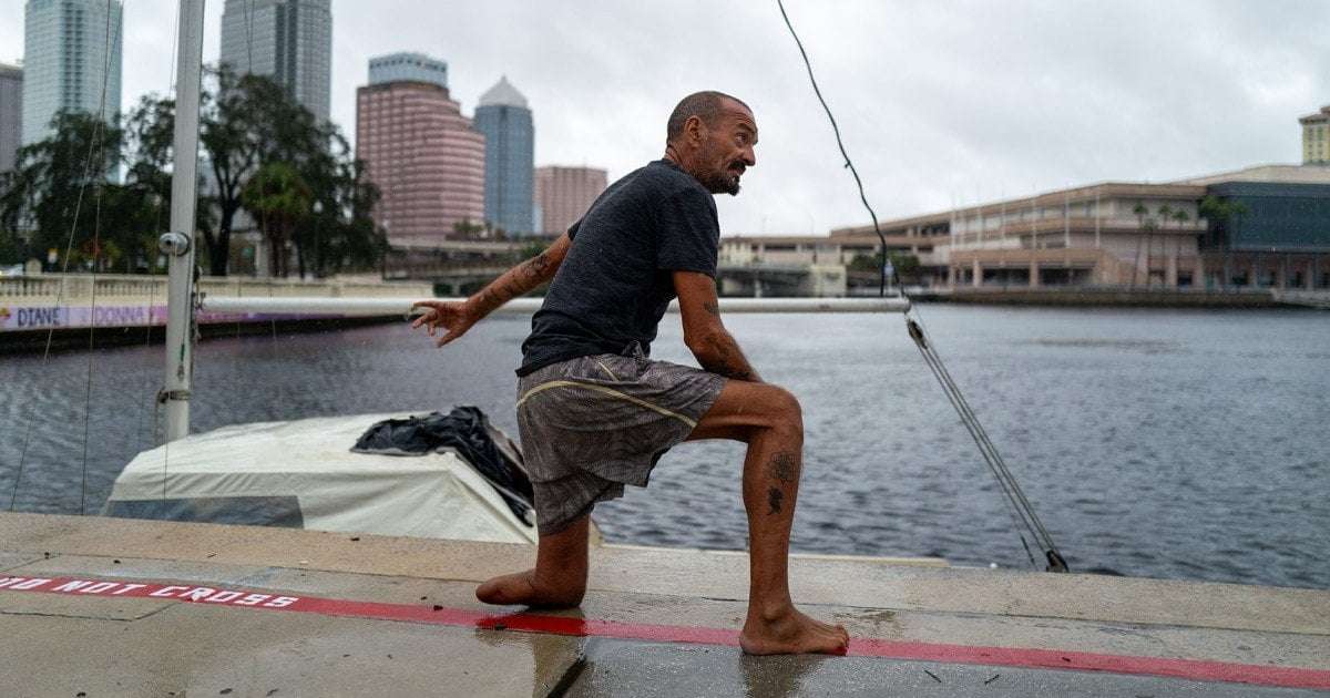 image for 'Lieutenant Dan,' who gained fame riding out hurricanes on boat, is arrested in Florida