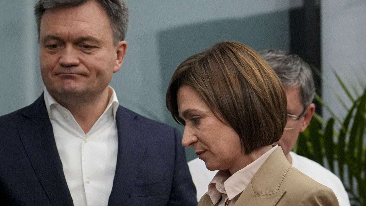 image for Moldova narrowly votes to secure path toward EU membership after accusing Russia of interference