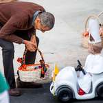 image for Barack Obama losing it after seeing a baby dressed as a pope on Halloween (2015)