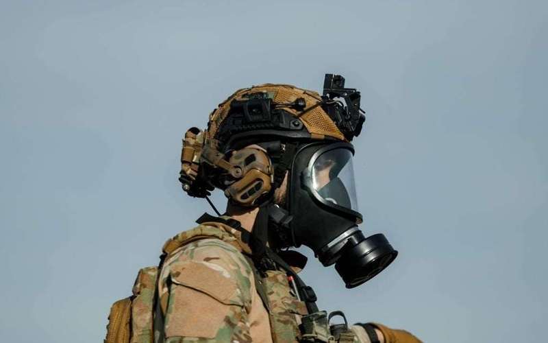 image for Russia’s use of unidentified gas surges on the front line, Ukraine lacks detectors