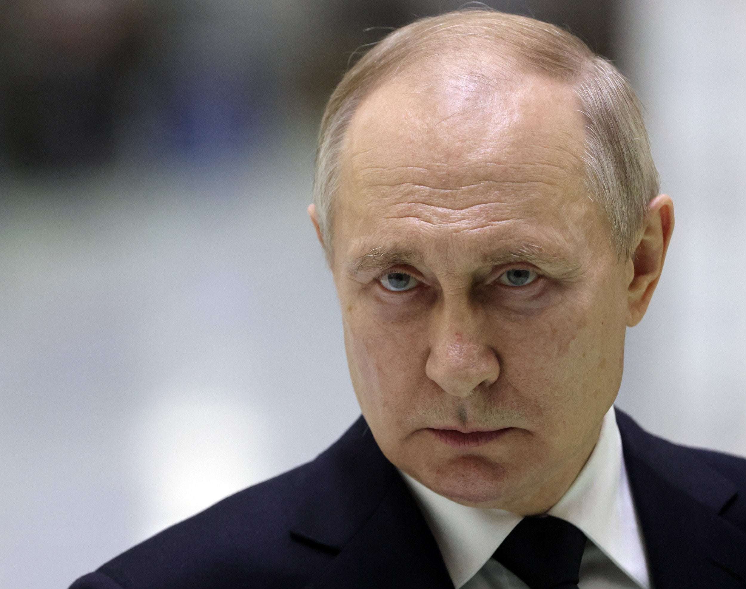 image for Russia Arrests Top General as Military Purge Ramps Up