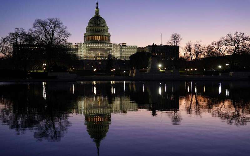 image for Congressional elections live updates: House and Senate up for grabs as early results trickle in