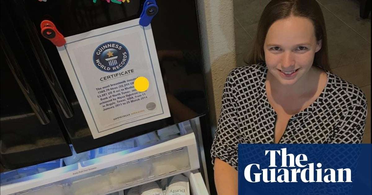 image for Texas woman sets record for donating more than 2,000 liters of breastmilk