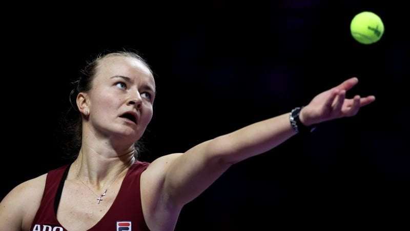 image for Jon Wertheim: Tennis Channel removes analyst indefinitely after comment about Barbora Krejčíková forehead
