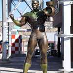 image for This new Green Lantern statue in Burbank, CA is better than any high profile sports statue I've seen