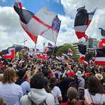 image for Tons of protesters in New Zealand gathering outside Parliament to protest for Māori rights