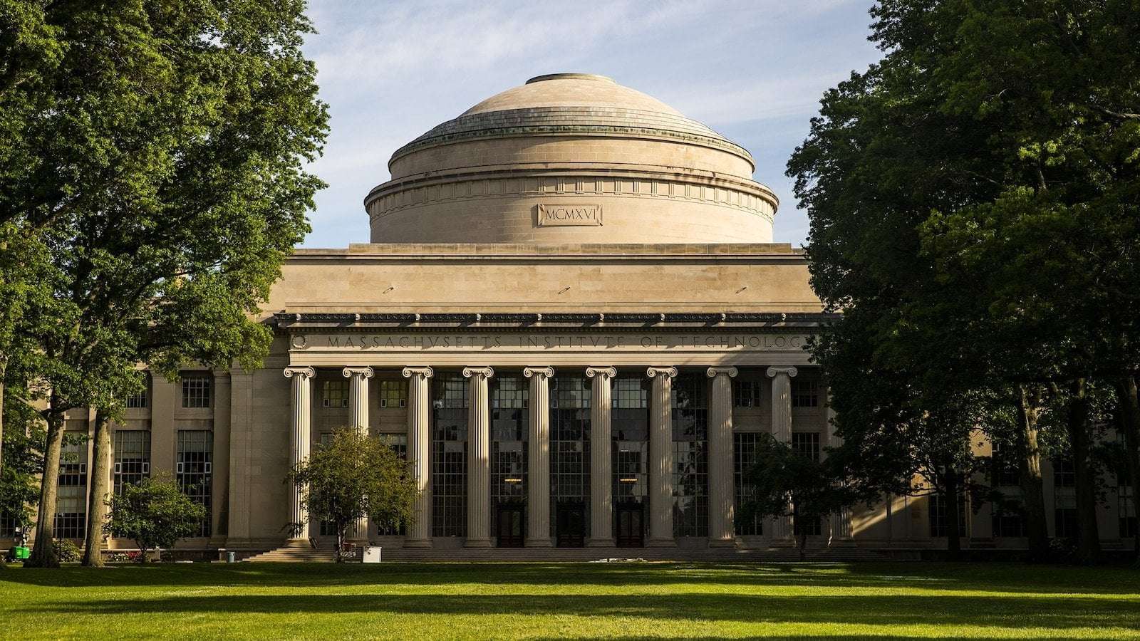 image for Massachusetts Institute of Technology to waive tuition for families making less than $200K