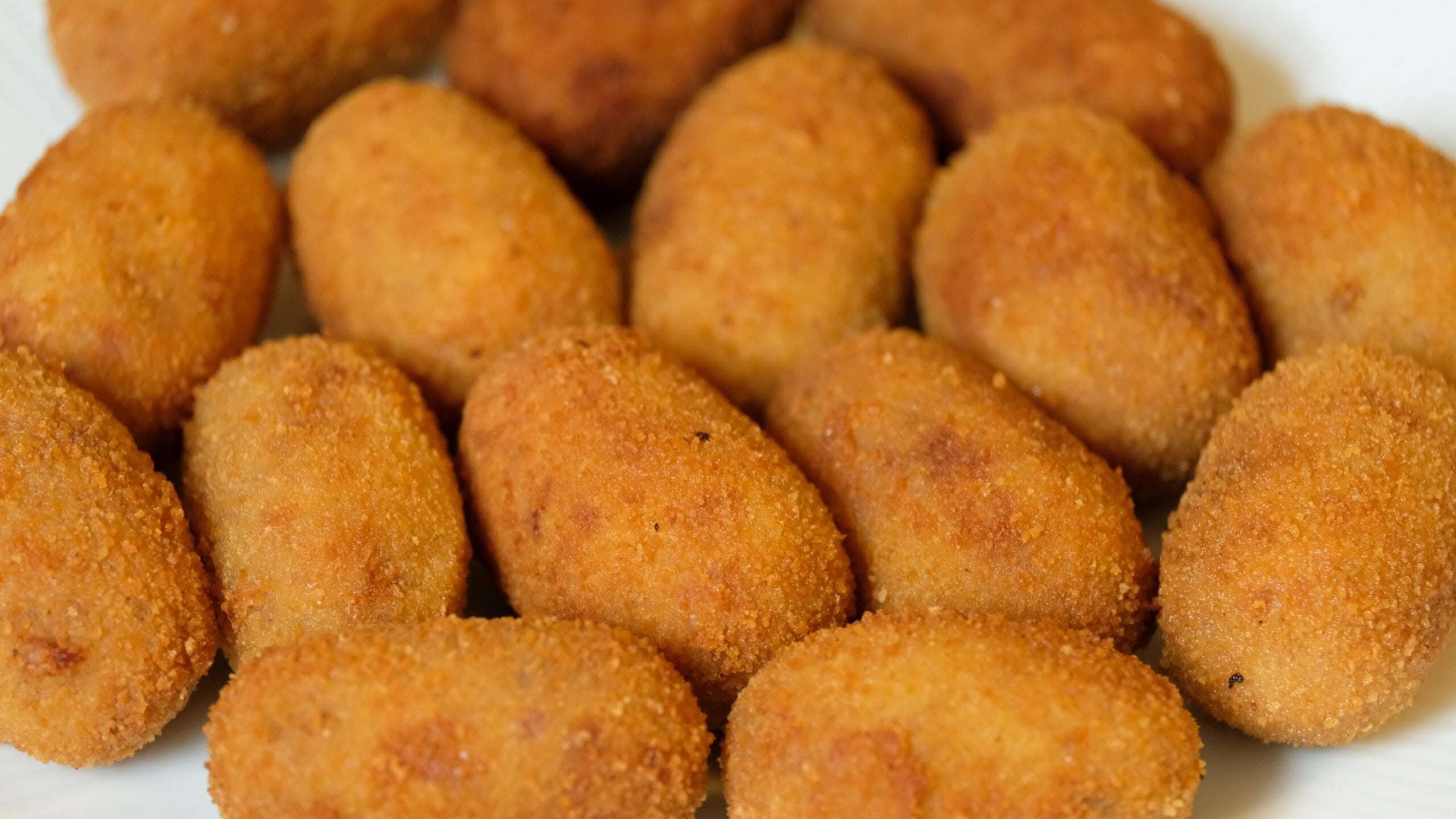 image for Mercadona worker who was fired for eating a ‘croqueta’ destined for the trash wins legal battle in Spain