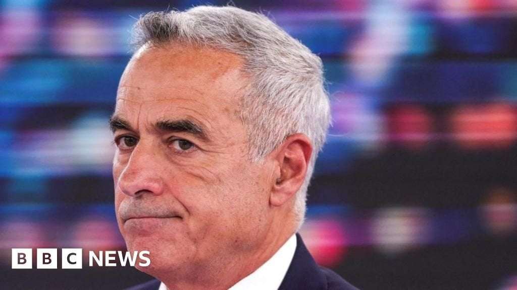 image for Far-right candidate takes shock lead in Romania presidential election
