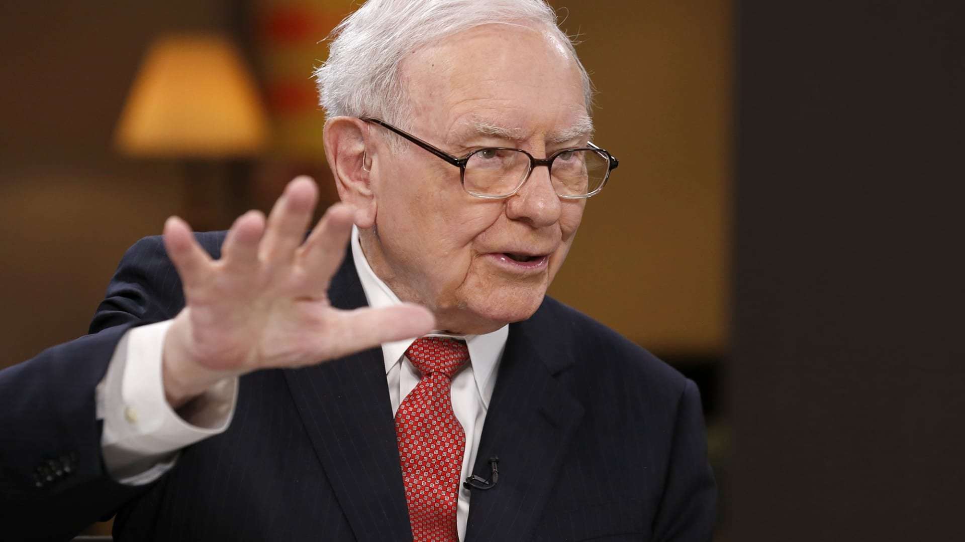 image for Warren Buffett speaks out against creating family wealth dynasties, gives away another $1.1 billion