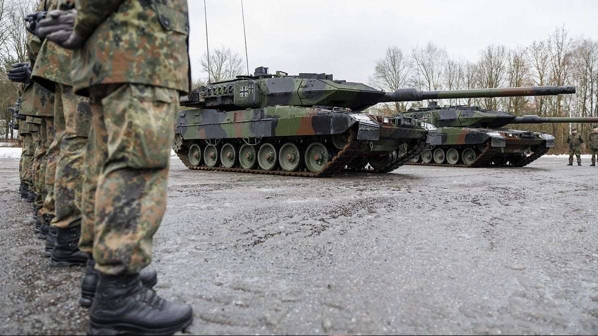 image for Russia's hybrid warfare may trigger NATO defence clause, Germany says