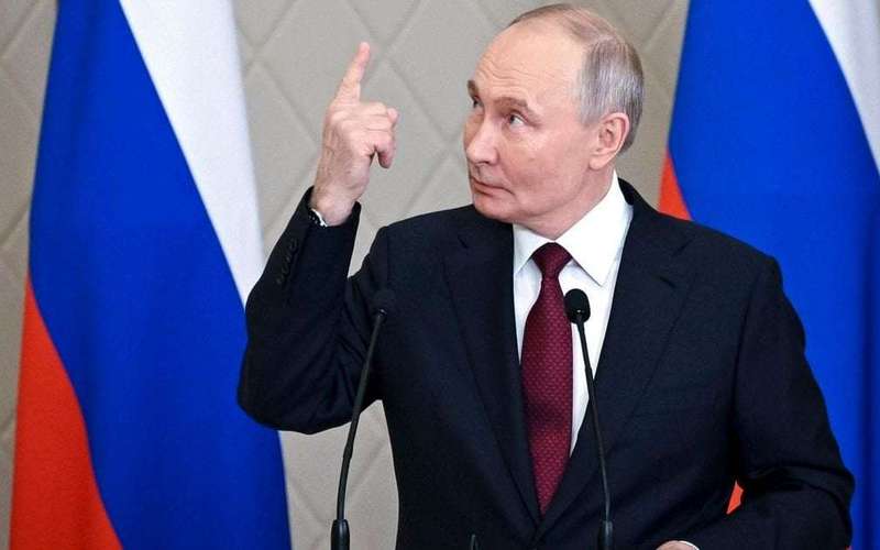 image for Putin Threatens To Use Missile Which Is 'Comparable In Strength To Nuclear Strike'