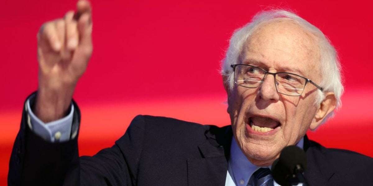 image for Sanders Says There Is No Choice: 'We Must Defeat the Oligarchs'