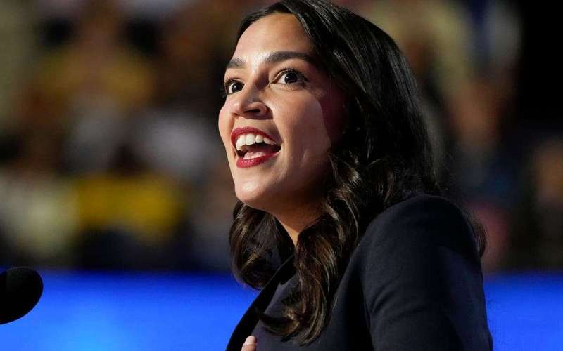 image for Trump official says ‘do not underestimate’ AOC as some insiders push for her to lead Democrats