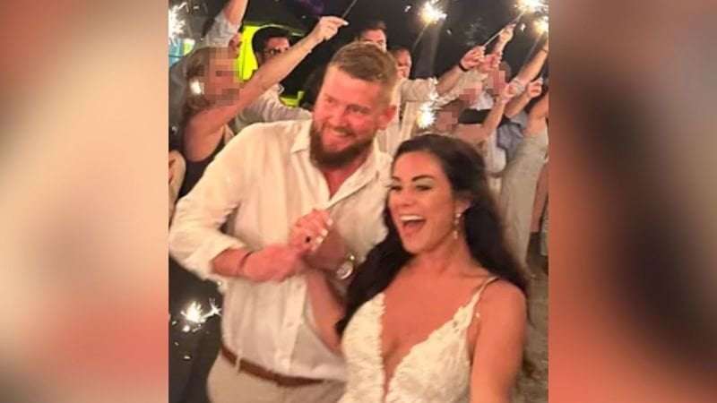 image for Jamie Lee Komoroski: Driver sentenced to 25 years in prison after pleading guilty to DUI in crash that killed a bride on her wedding night