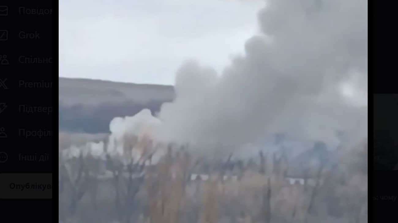 image for Russians announce evacuation from Donetsk Oblast's Yenakiieve after alleged hit on ammo depot – video
