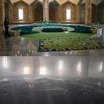 image for The tomb of Bashar al-Assad's father, Hafez al-Assad, has been destroyed