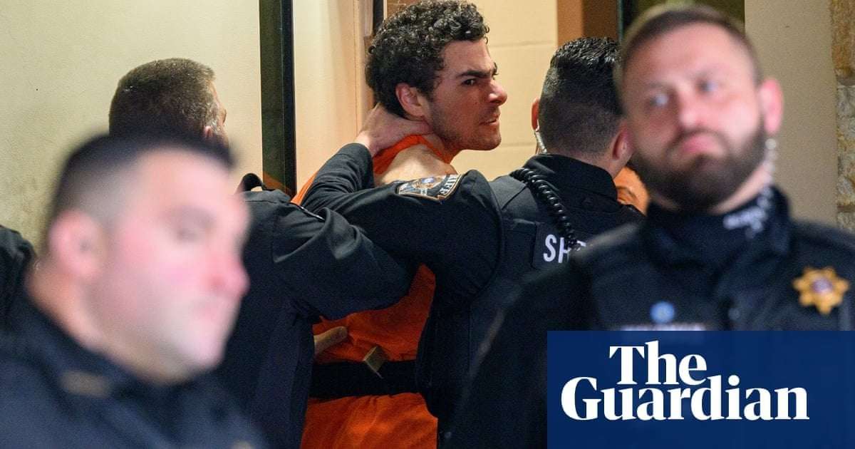 image for Suspect in CEO shooting to plead not guilty and fight extradition, lawyer says