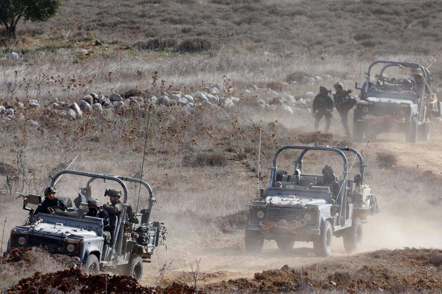 image for France tells Israel to withdraw its forces from Syria buffer zone