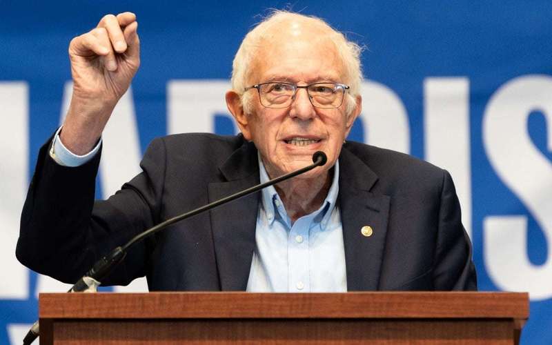 image for Bernie Sanders Warns U.S. Is Becoming an Oligarchy
