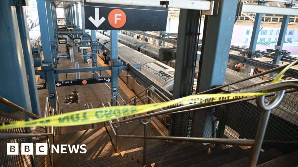 image for New York: Woman dies after being set on fire on subway train