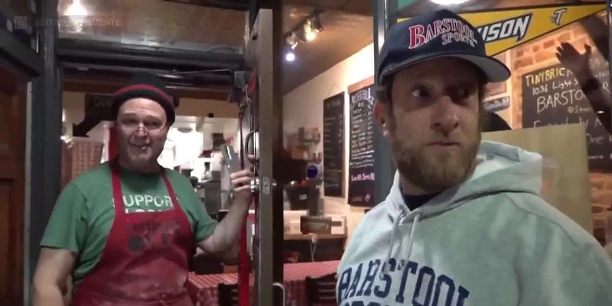 image for Struggling pizzeria gets $60K Christmas miracle to stay open