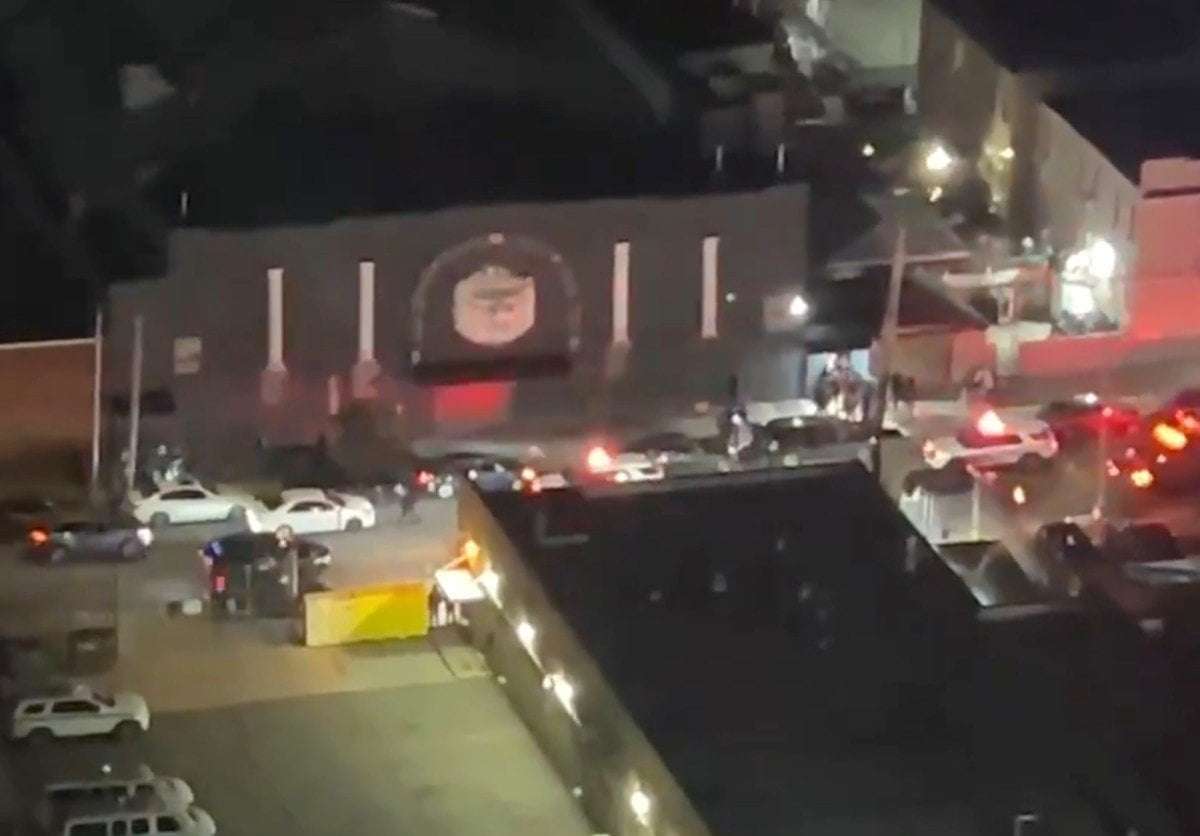 image for Mass shooting in Queens leaves at least 10 people injured; four gunmen sought