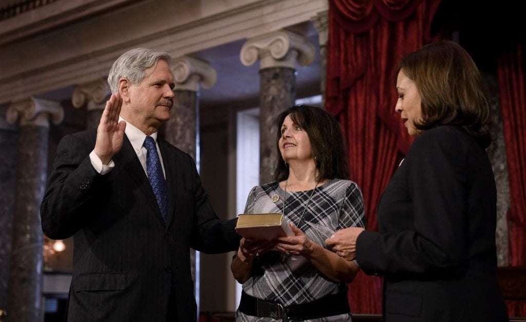 image for Harris to Swear-In Senators Who Refuse to Say Her Name Right