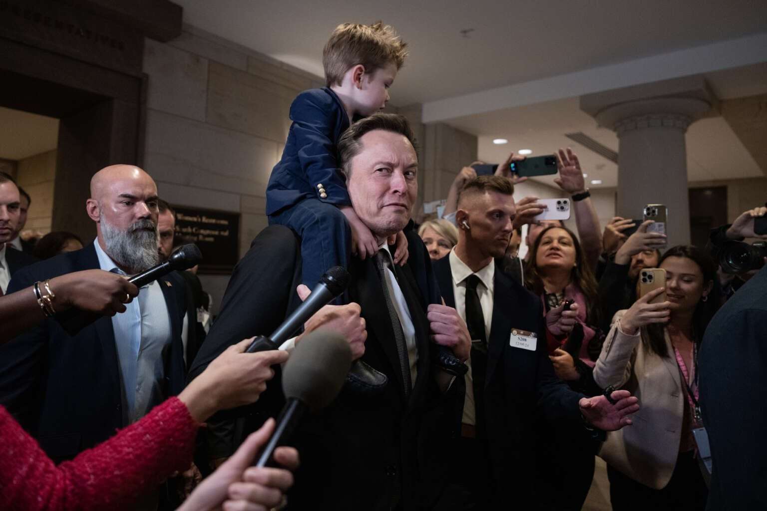 image for Trump Has Stuffed His Cabinet With Oligarchs Poised to Govern for Their Profit